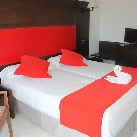 Hotel Bahia De Alcudia & 4*